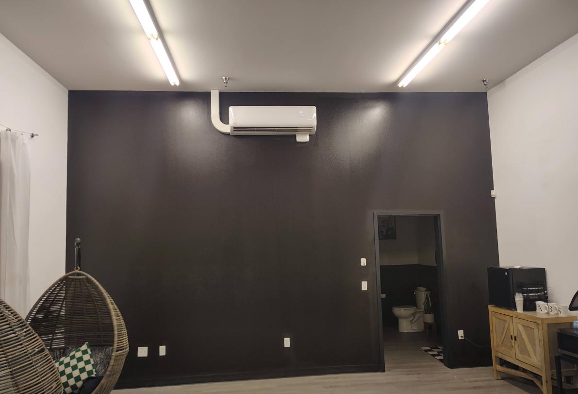 Interior accent wall painting with dark charcoal paint in Twin Falls Idaho